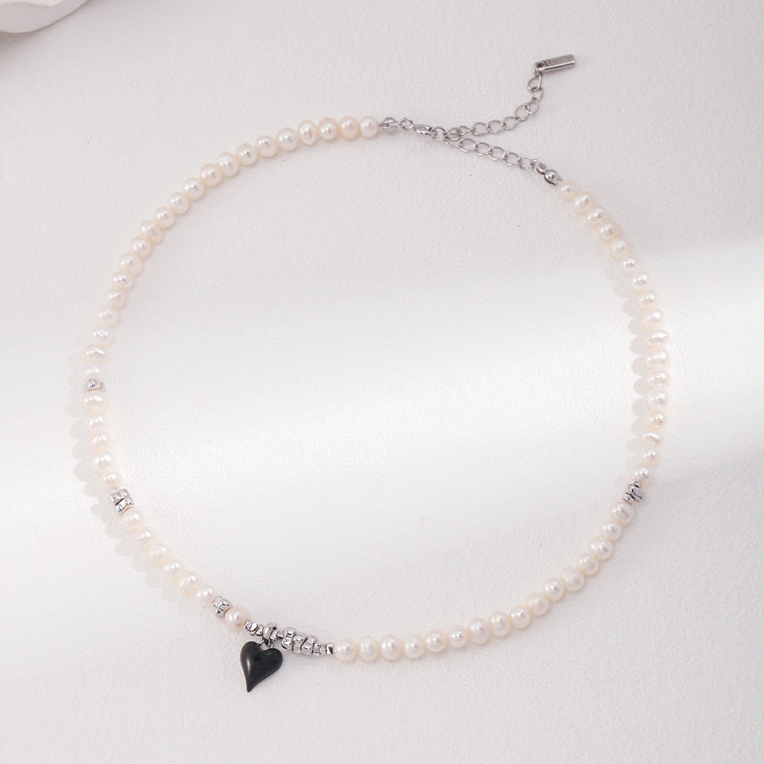 Evie - Heart Charm Pearl Necklace
