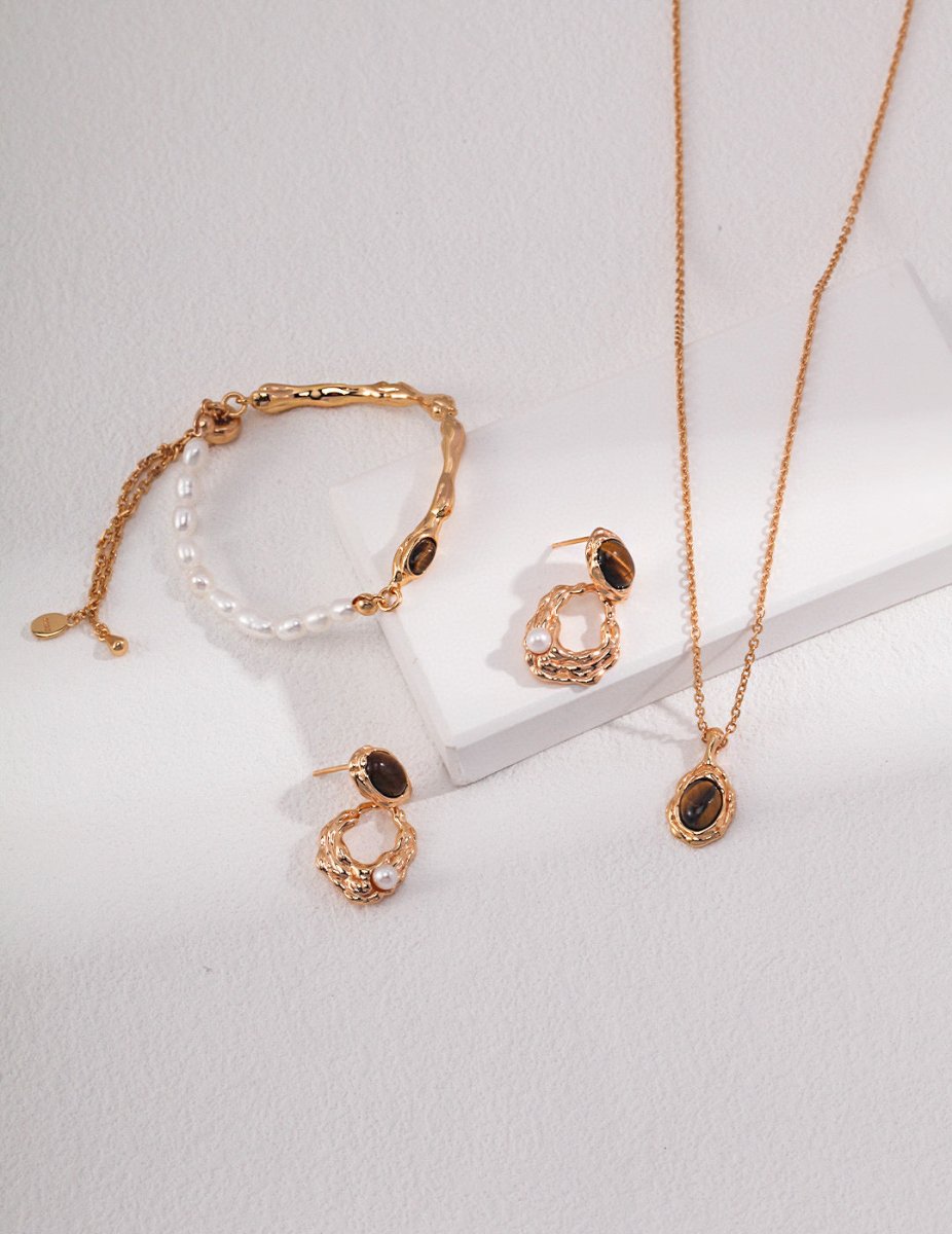 Ashley - Tiger Eye Stone and Pearl Bracelet - Pearlorious Jewellery
