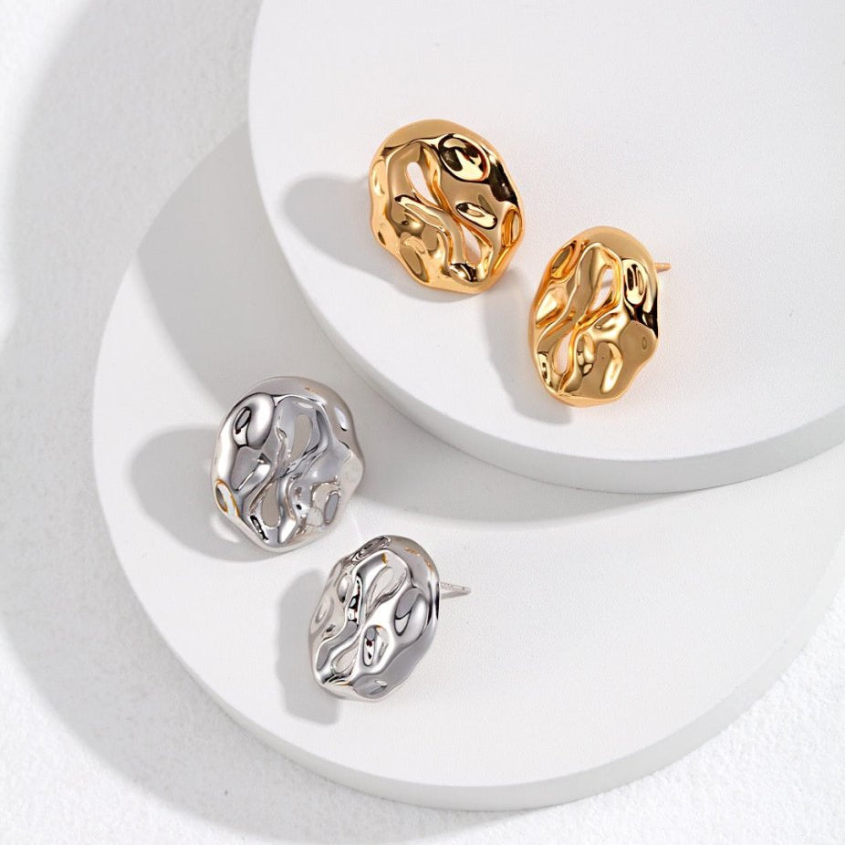 Bree - Cute and Simple Style Irregular Sterling Silver Button Earrings - Pearlorious Jewellery