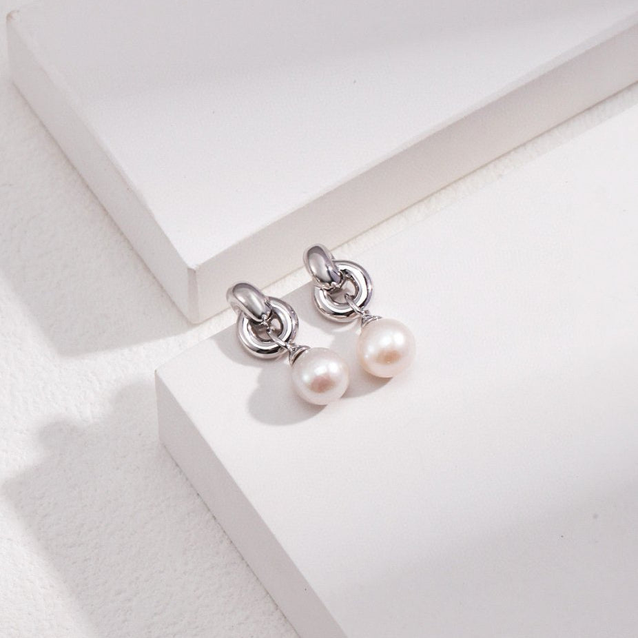 Cassia - Sterling Silver and Freshwater Pearl Earrings - Pearlorious Jewellery