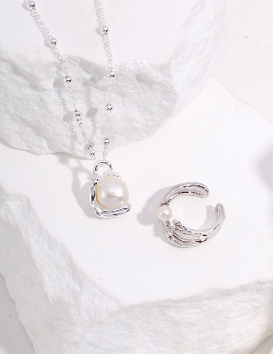 Celeste - Round Freshwater Baroque Pearl Necklace - Pearlorious Jewellery