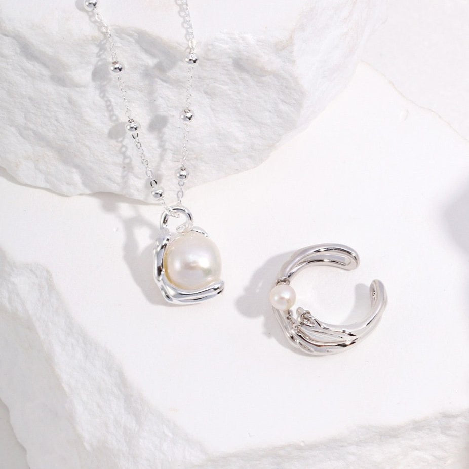 Celeste - Round Freshwater Baroque Pearl Necklace - Pearlorious Jewellery