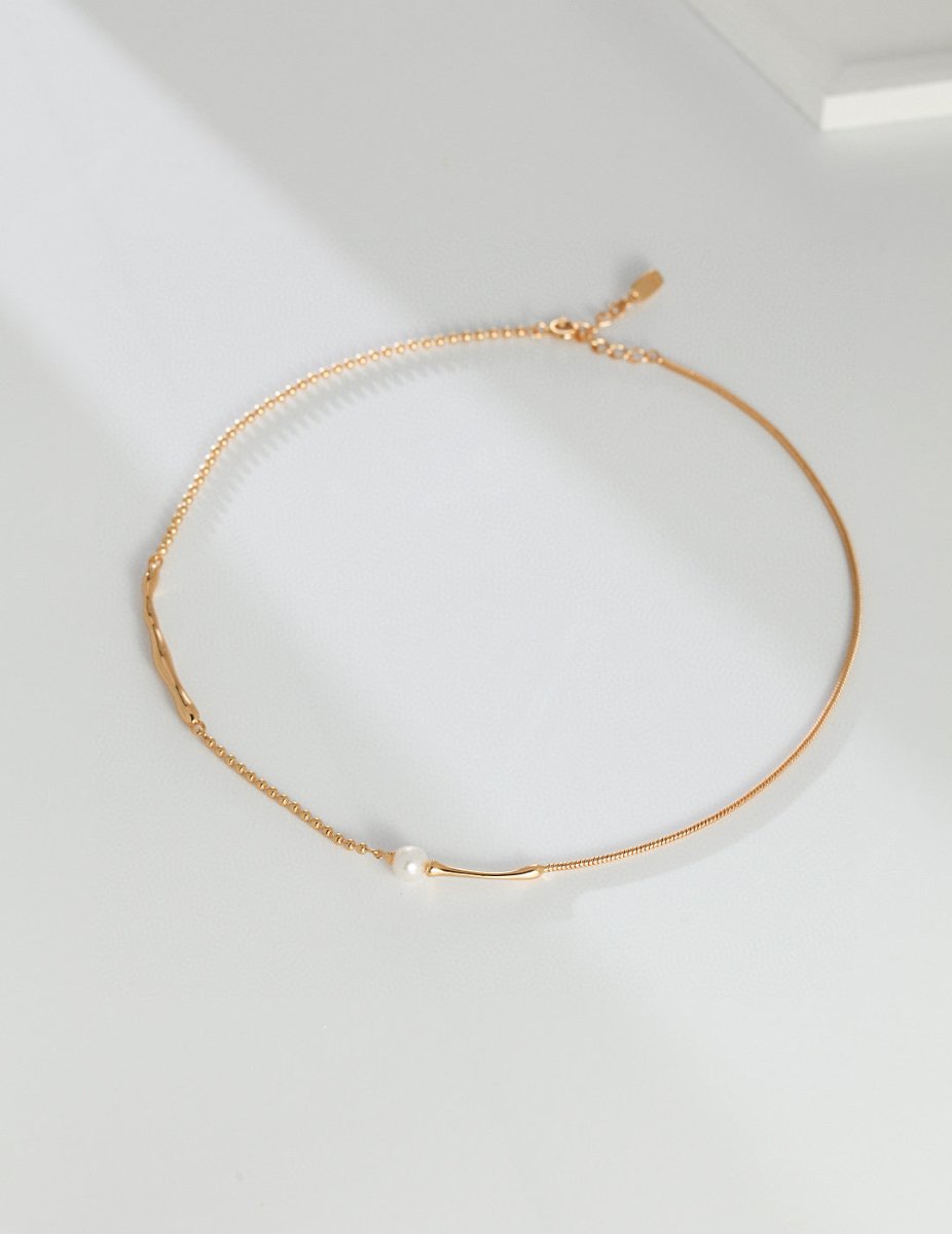 Corey - Minimalist Sterling Silver and Freshwater Pearl Necklace - Pearlorious Jewellery