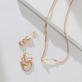 Corey - Minimalist Sterling Silver and Freshwater Pearl Necklace - Pearlorious Jewellery