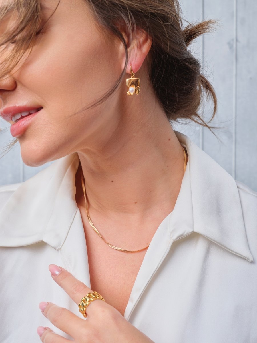 Elia - Sterling Silver and Freshwater Pearl Earrings - Pearlorious Jewellery