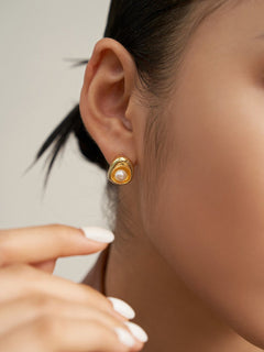 Enola - Sterling Silver and Freshwater Pearl Earrings - Pearlorious Jewellery
