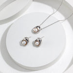 Enola - Sterling Silver and Freshwater Pearl Necklace - Pearlorious Jewellery