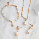 Layla - Baroque Pearl Bracelet elegant gold vermeil and sterling silver best gift for her - Pearlorious Jewellery