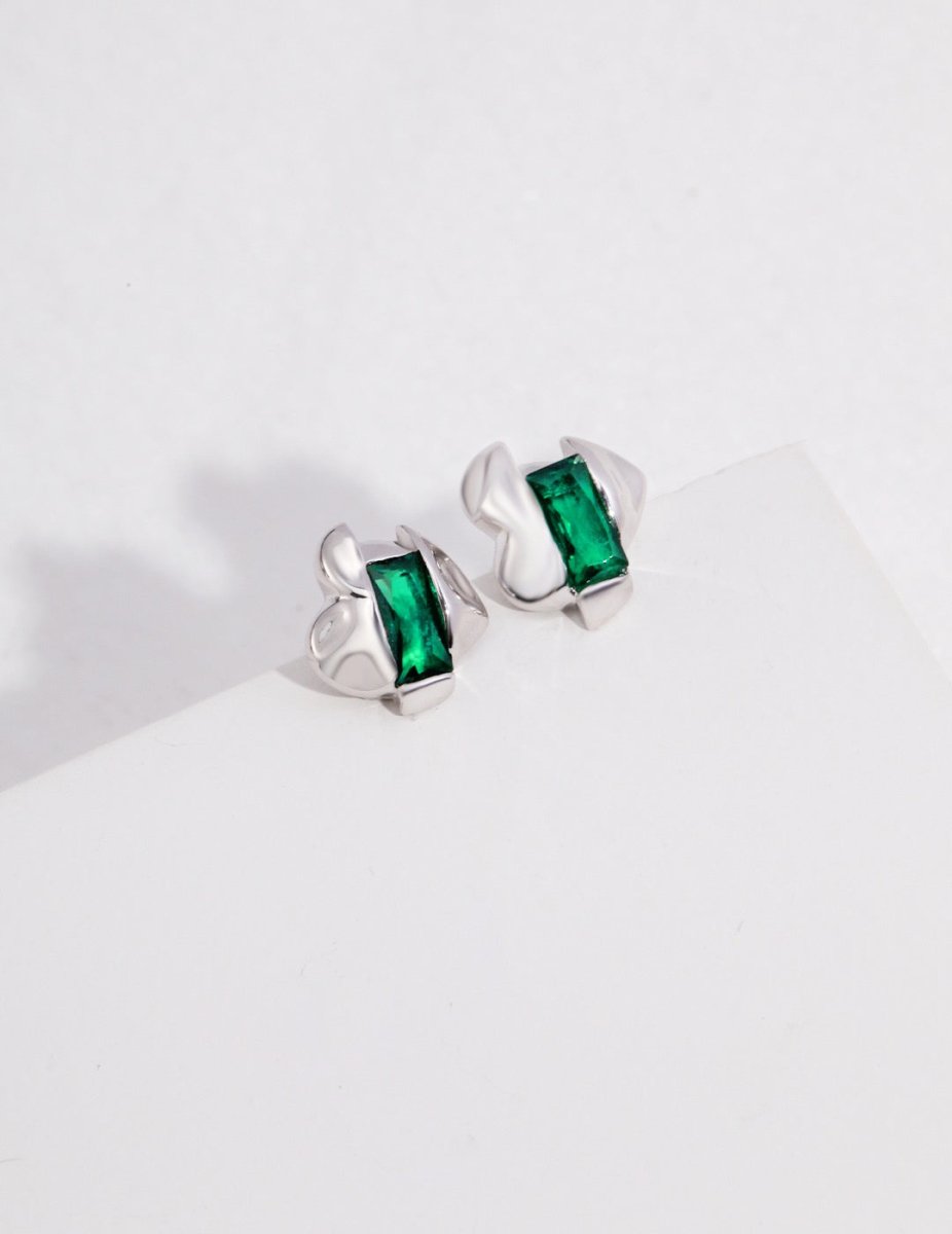 Maddie - Love Heart Green Strawberry Quartz Earrings - Pearlorious Jewellery