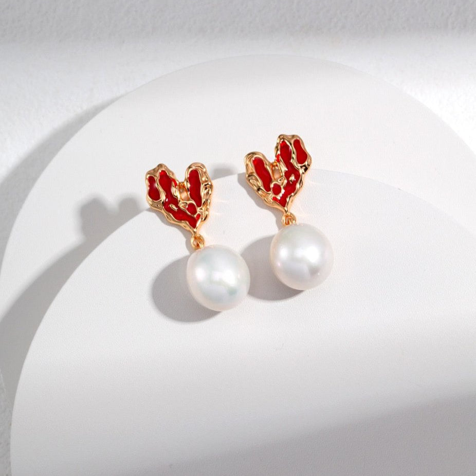 Madelyn - Love Heart Freshwater Pearl Earrings Cute Earrings New Year Earrings - Pearlorious Jewellery