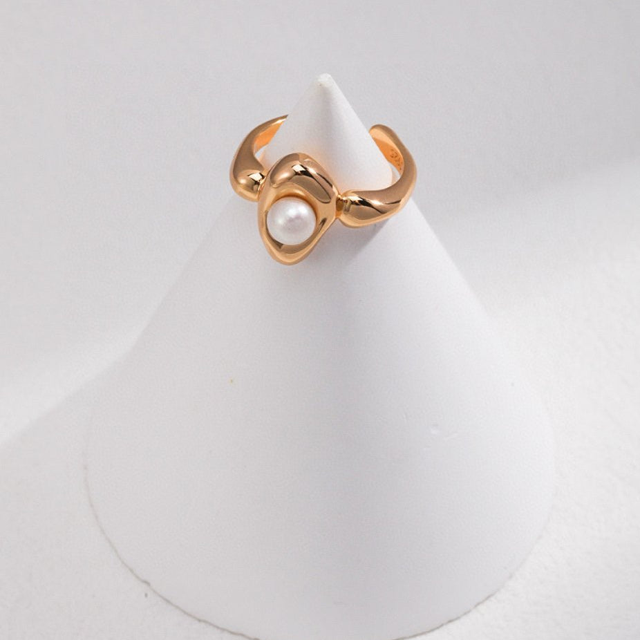 Mandee - Sterling Silver and Baroque Pearl Rings - Pearlorious Jewellery