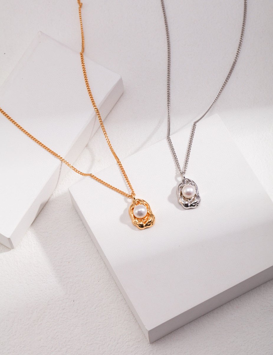 Mandee - Sterling Silver and Freshwater Pearl Necklace - Pearlorious Jewellery