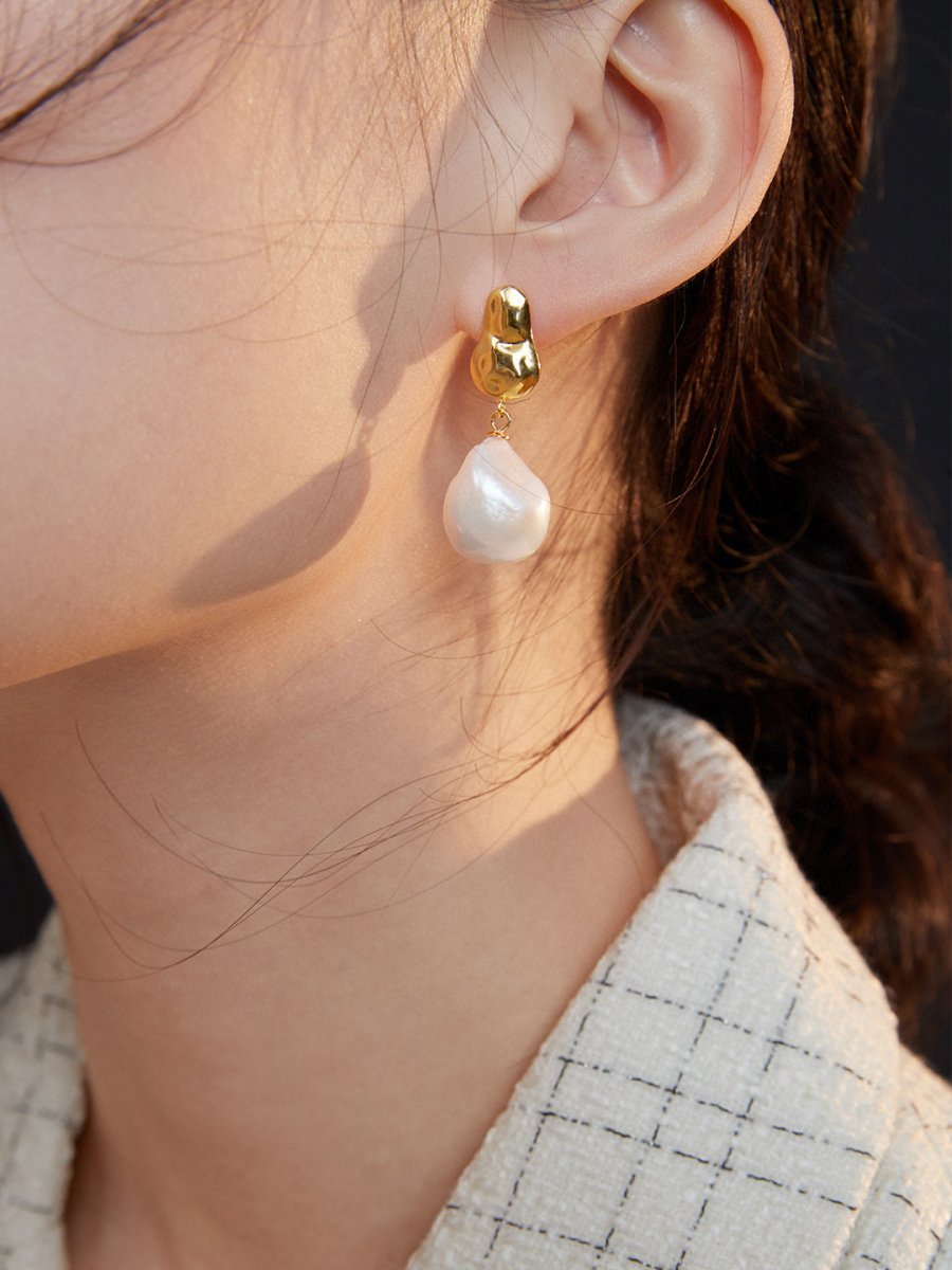 Maria - Large Irregular Baroque Pearl Earring - Pearlorious Jewellery