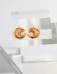 Mayla - Moon Shape Sterling Silver and Freshwater Pearl Earrings - Pearlorious Jewellery
