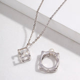 Mia - Square-shaped Pearl Rings - Pearlorious Jewellery