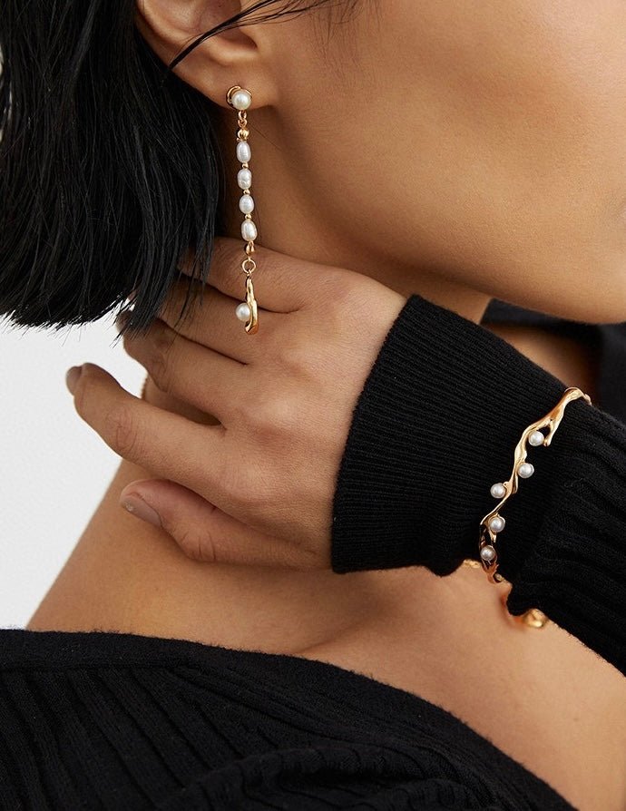 Mia - Sterling Silver and Freshwater Pearl Bangle - Pearlorious Jewellery