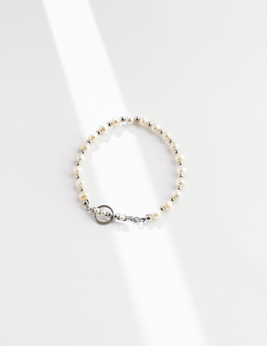 Molly - Freshwater Pearl and Sterling Silver Bead Bracelet - Pearlorious Jewellery