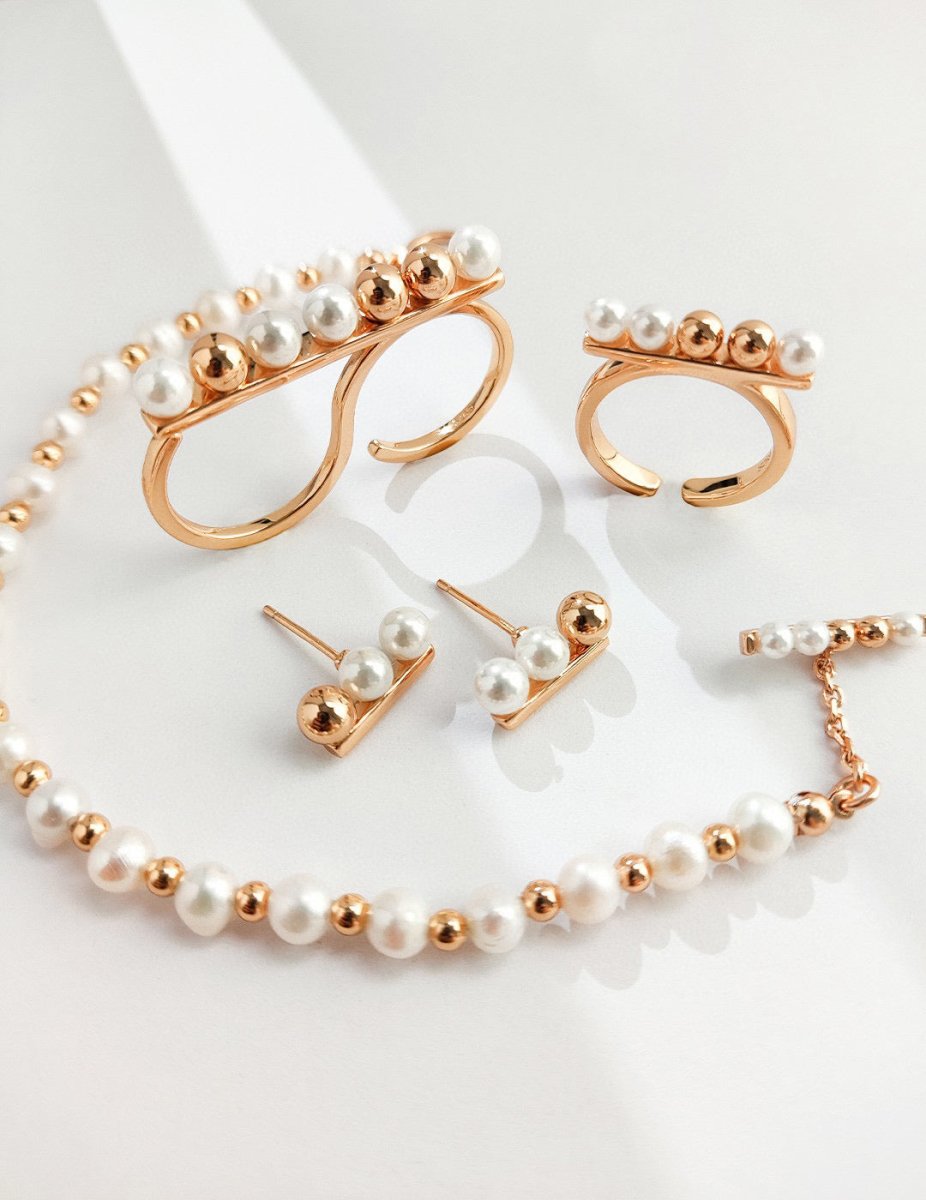 Molly - Freshwater Pearl and Sterling Silver Bead Bracelet - Pearlorious Jewellery