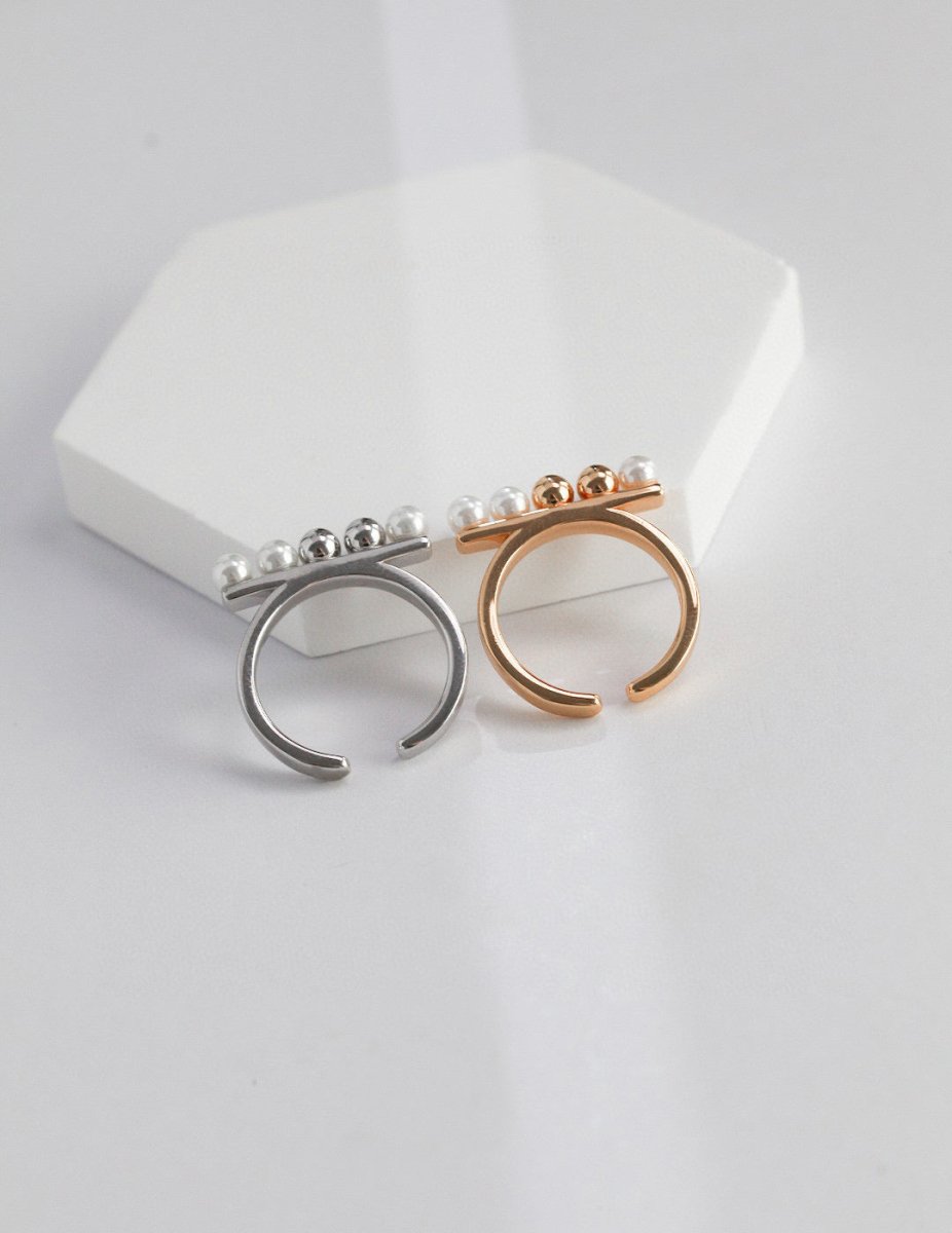 Molly - Pearl and Sterling Silver Bead Rings - Pearlorious Jewellery