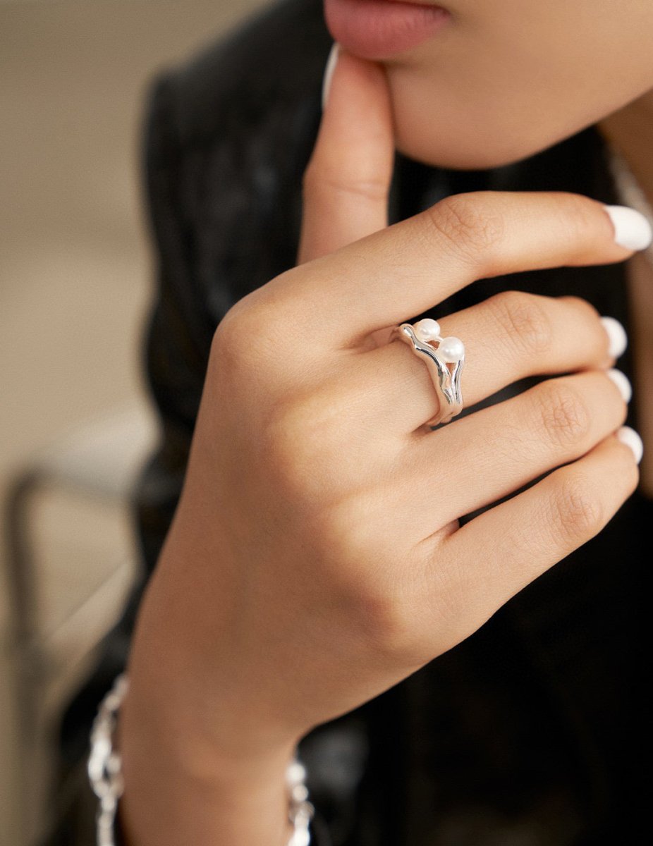Natalie - Classic Pearl Ring - Pearlorious Jewellery
