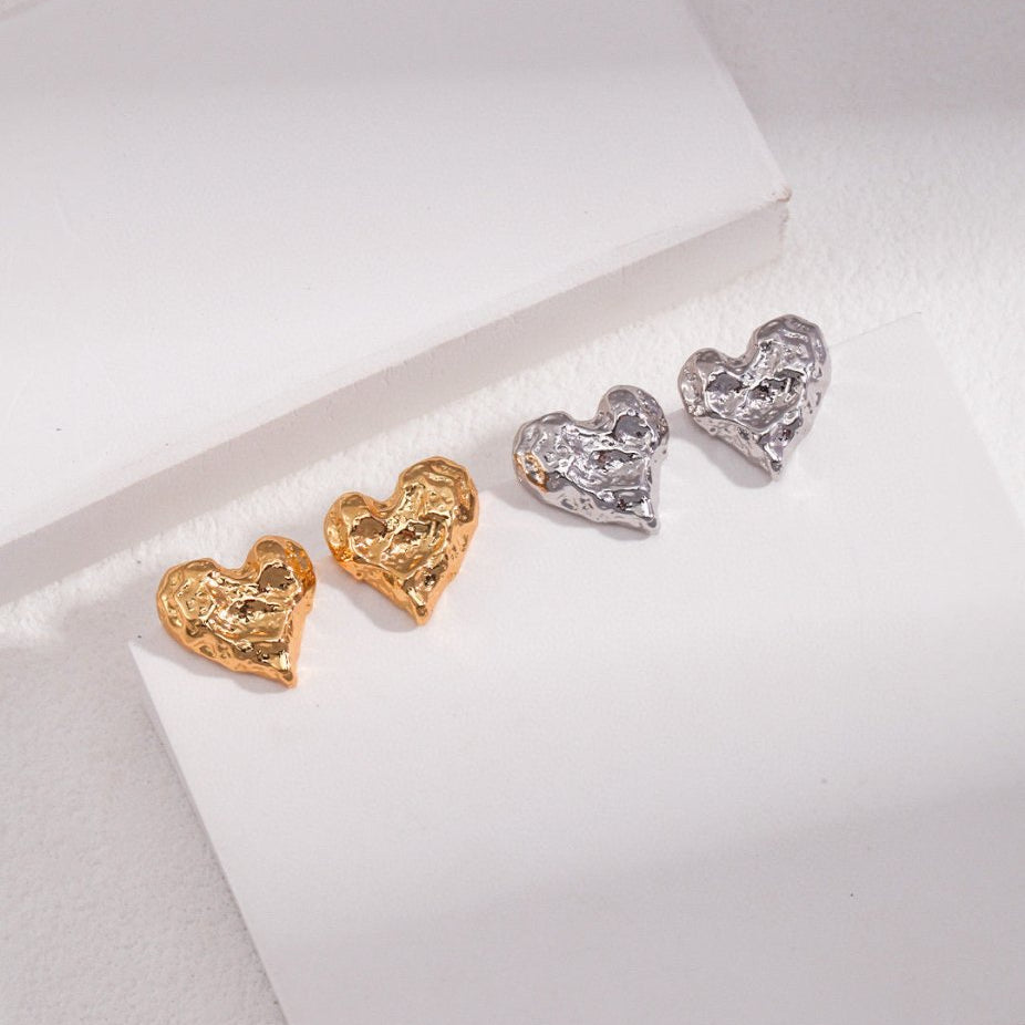 Ollie - Sterling Silver Love Heart Earrings - Pearlorious Jewellery