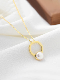 Penelope - Classic Pearl Necklace with O pendant - Pearlorious Jewellery