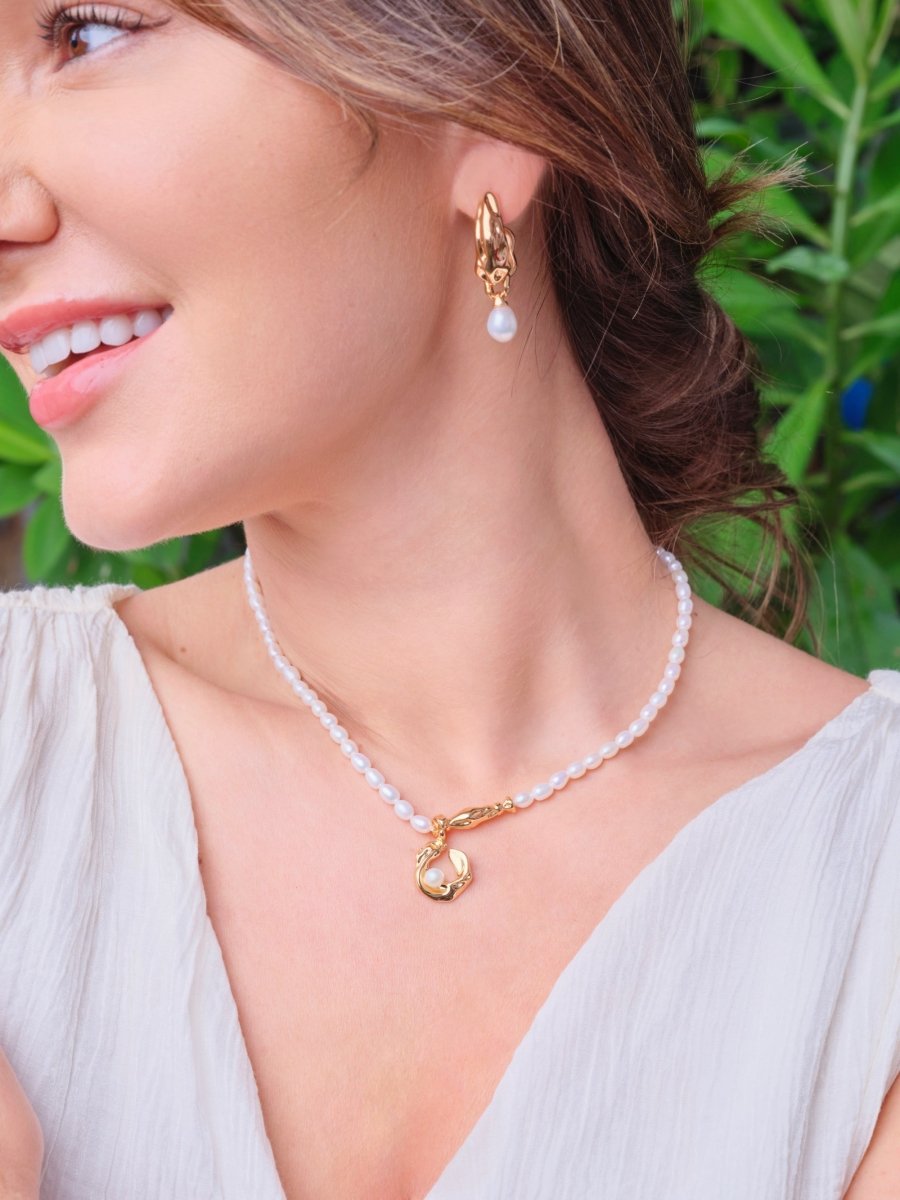 Quinn - Delicate and classic freshwater pearl necklaces - Pearlorious Jewellery
