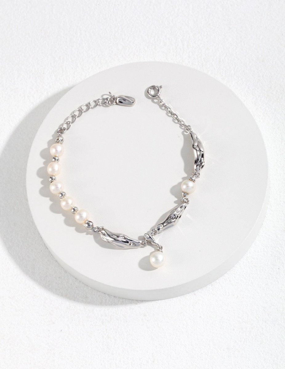 Quinn - Simple and Sweet Freshwater Pearl Bracelet - Pearlorious Jewellery