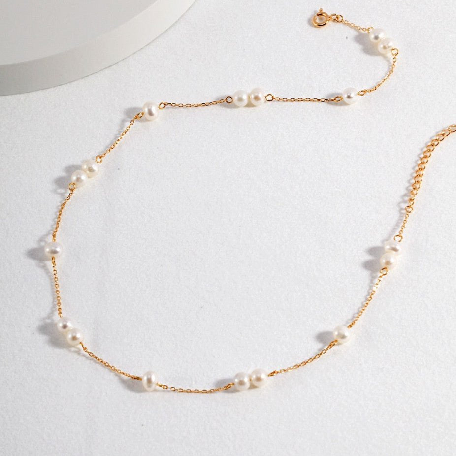 Zoey - Simple and Classic Freshwater Pearl Necklace everyday wearing. Good for gifting - Pearlorious Jewellery