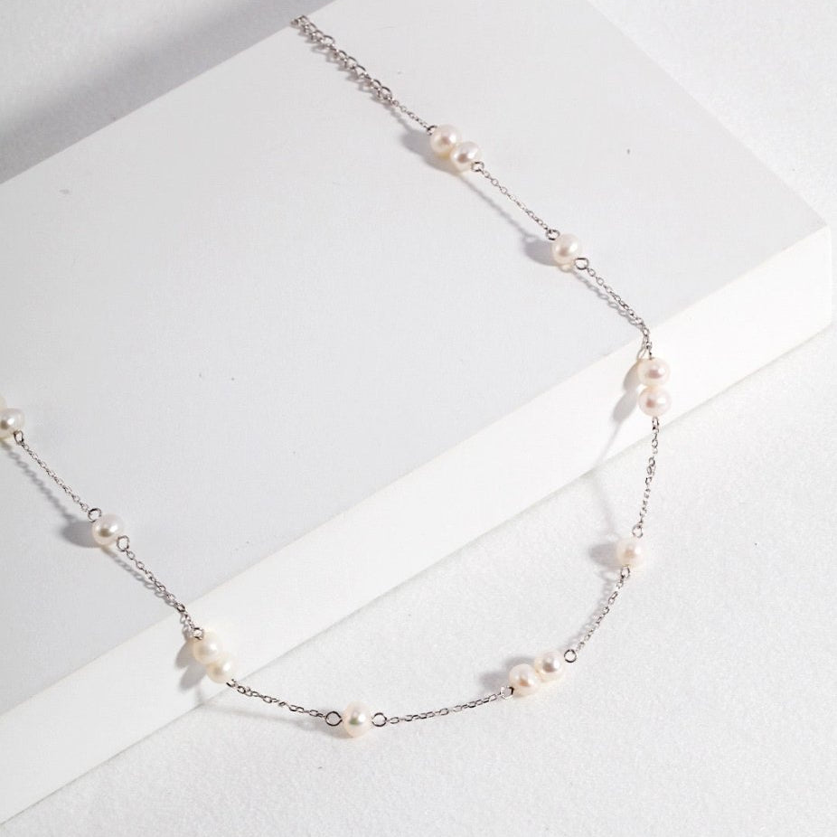 Zoey - Simple and Classic Freshwater Pearl Necklace everyday wearing. Good for gifting - Pearlorious Jewellery